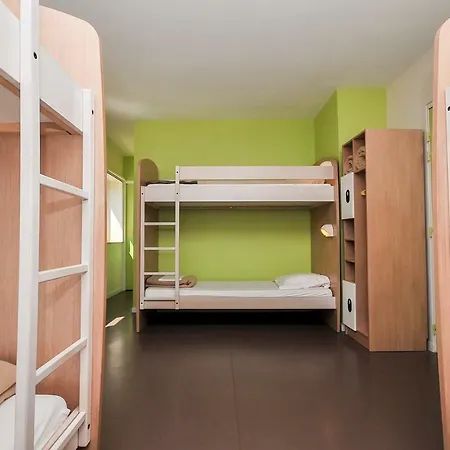 Auberge De Jeunesse Rochefort * Rochefort (Charente-Maritime)