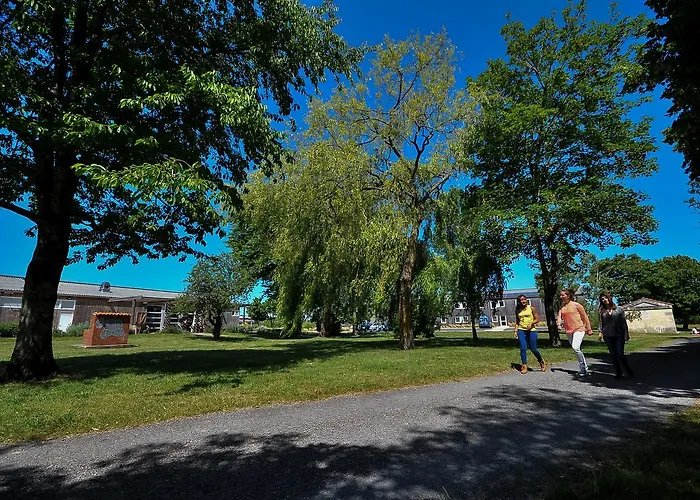 Auberge De Jeunesse Rochefort