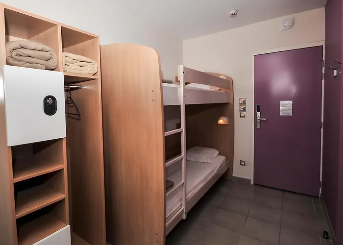 Hostel Auberge De Jeunesse Rochefort Rochefort (Charente-Maritime)