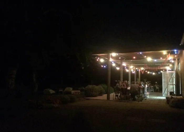 Auberge De Jeunesse Rochefort Hostel