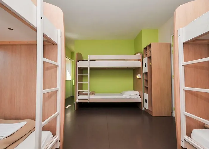 Auberge De Jeunesse Rochefort * Rochefort (Charente-Maritime)